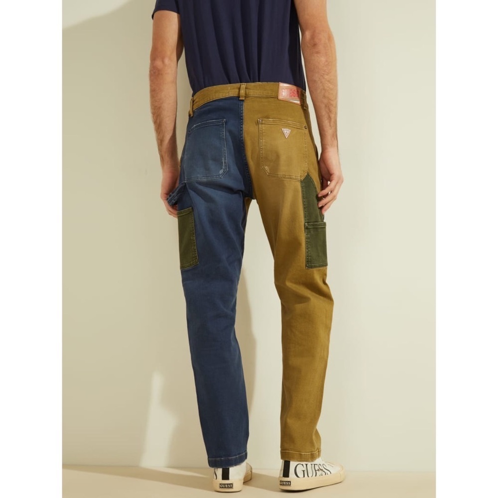 New GUESS Contrast fabric regular fit Jeans - Picture 5 of 12